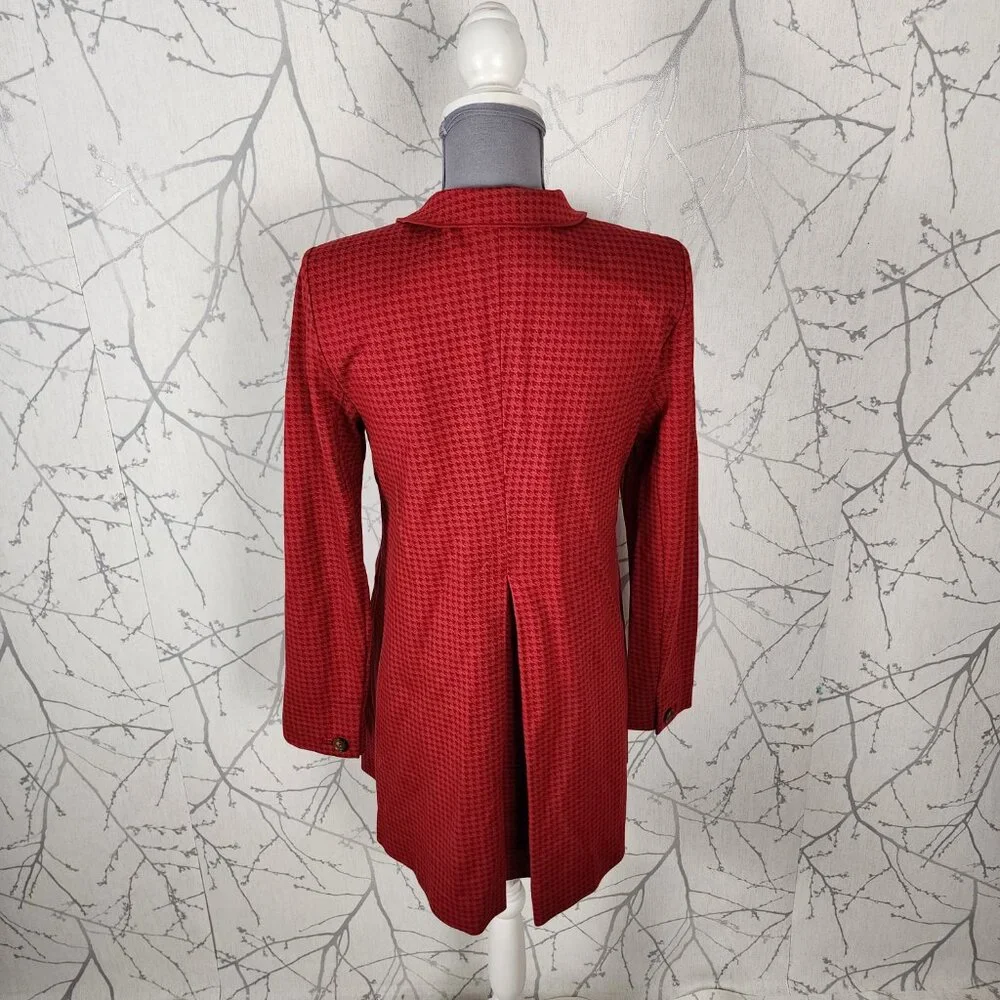Cabi Red Houndstooth Print Stretch Ruffle Button Coat - Picture 7 of 10